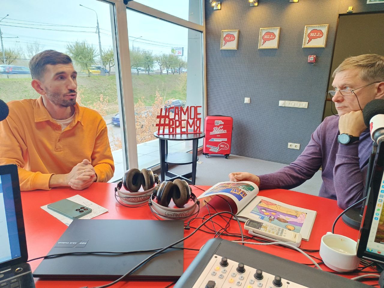 в гостях на 102,2 fm «Серебряный дождь Красноярск»
