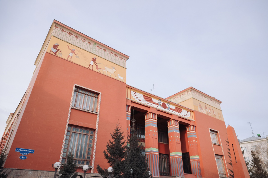 12-4. Здание музея. (Фото - Антон Петров).jpg